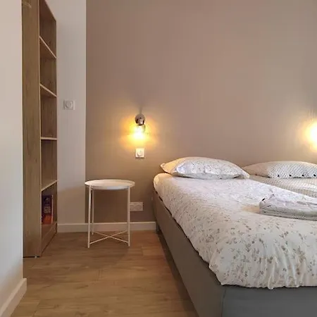 Coeur De Ville, Spacieux Appartement Rez De Jardin Paimpol Exterior foto