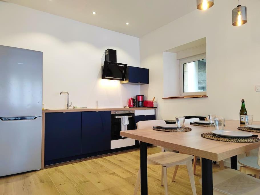Appartement Coeur De Ville, Spacieux Rez De Jardin